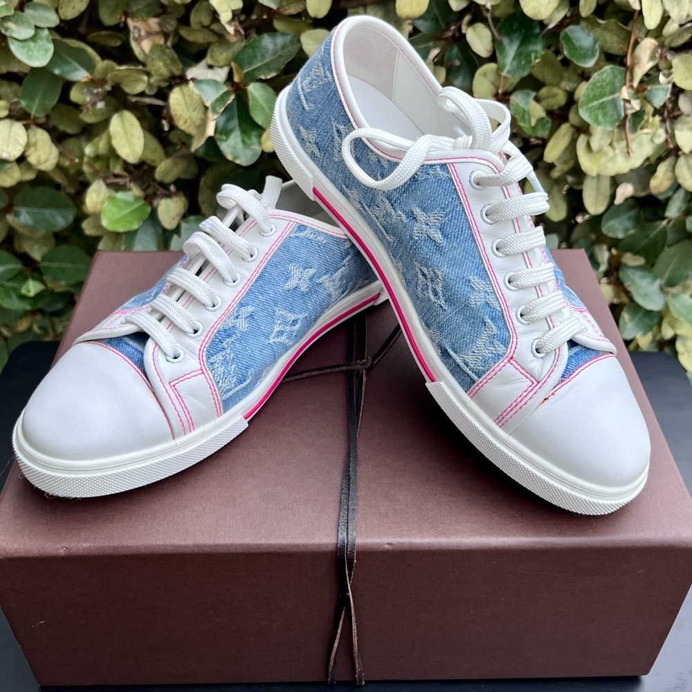 Louis Vuitton Denim Monogram Sneaker size 35